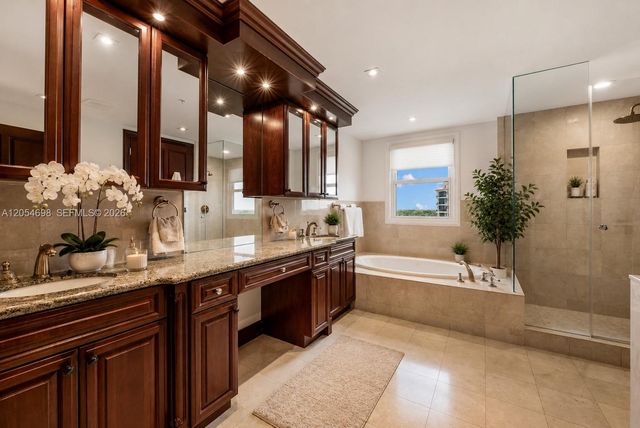 13633 Deering Bay Drive PH285, Coral Gables, FL 33158