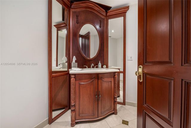 13633 Deering Bay Drive PH285, Coral Gables, FL 33158