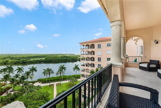 13633 Deering Bay Drive PH285, Coral Gables, FL 33158