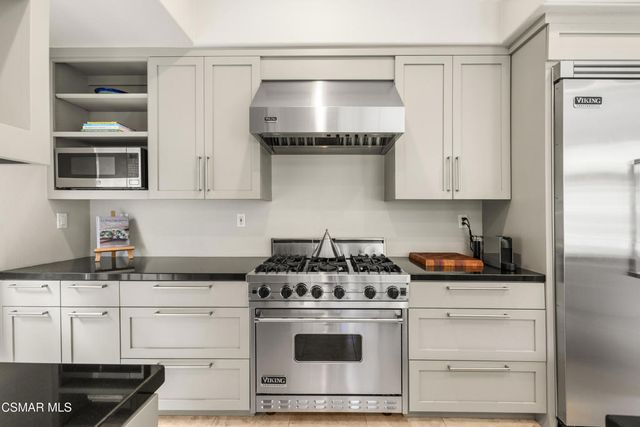 3050 Eagles Claw Avenue, Thousand Oaks, CA 91362