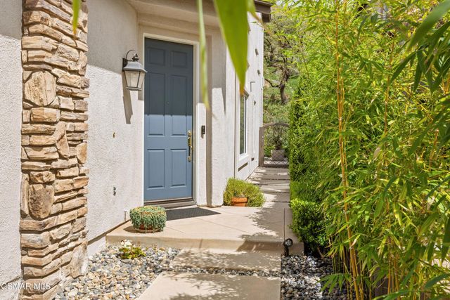 3050 Eagles Claw Avenue, Thousand Oaks, CA 91362