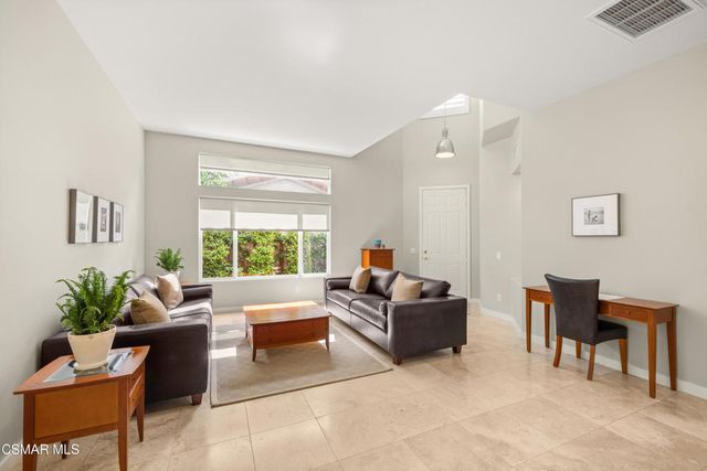 3050 Eagles Claw Avenue, Thousand Oaks, CA 91362