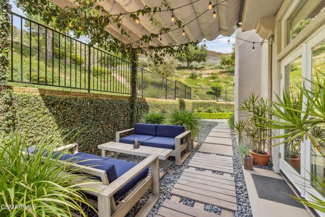 3050 Eagles Claw Avenue, Thousand Oaks, CA 91362