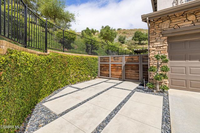 3050 Eagles Claw Avenue, Thousand Oaks, CA 91362