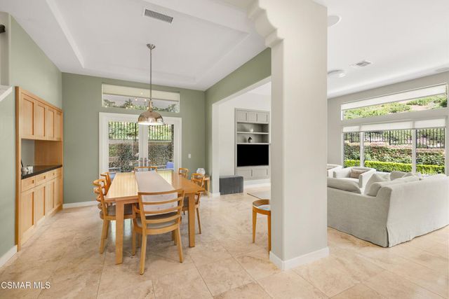 3050 Eagles Claw Avenue, Thousand Oaks, CA 91362