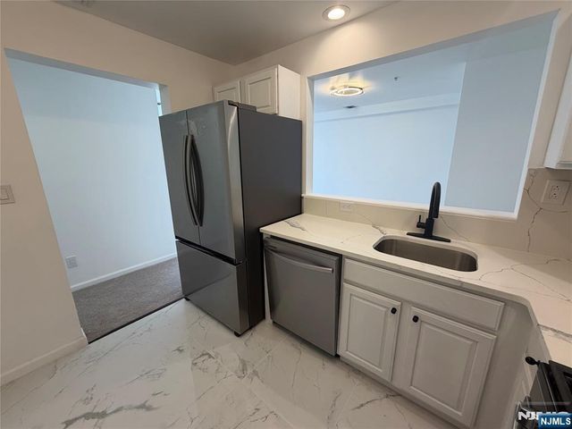 131 Clinton Place 214, Hackensack, NJ 07601