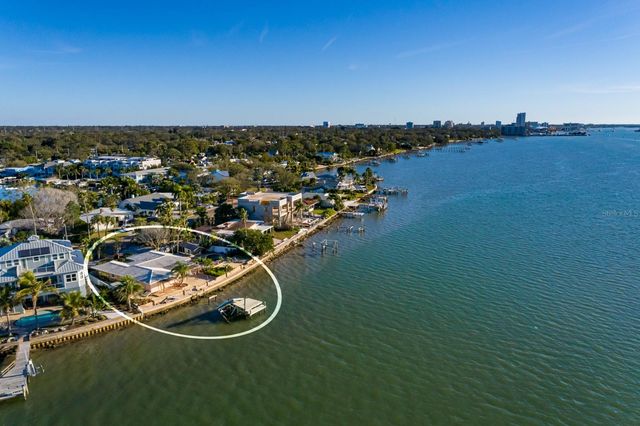 1844 VENETIAN POINT DRIVE, Clearwater, FL 33755