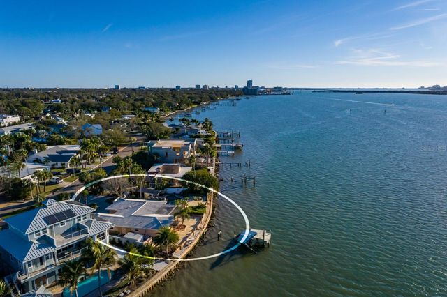 1844 VENETIAN POINT DRIVE, Clearwater, FL 33755