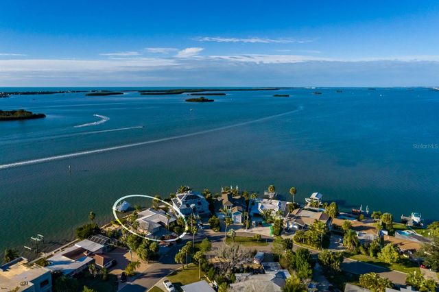 1844 VENETIAN POINT DRIVE, Clearwater, FL 33755