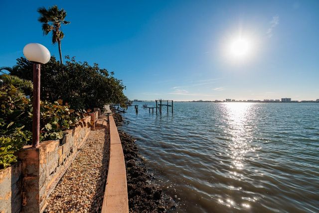 1844 VENETIAN POINT DRIVE, Clearwater, FL 33755