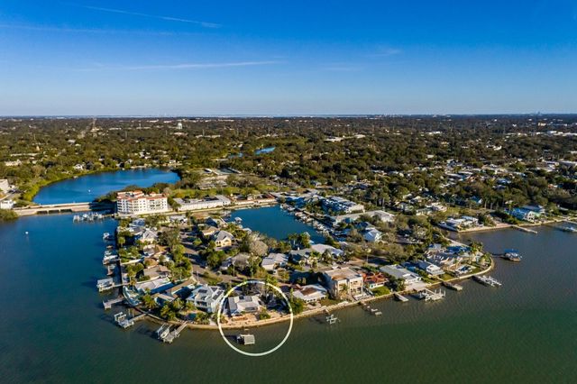 1844 VENETIAN POINT DRIVE, Clearwater, FL 33755