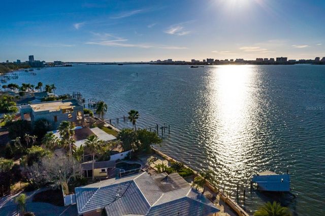 1844 VENETIAN POINT DRIVE, Clearwater, FL 33755