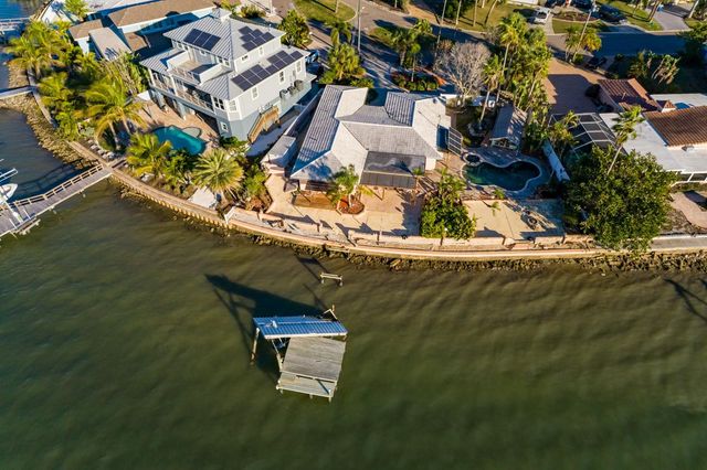 1844 VENETIAN POINT DRIVE, Clearwater, FL 33755