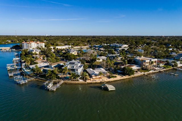 1844 VENETIAN POINT DRIVE, Clearwater, FL 33755