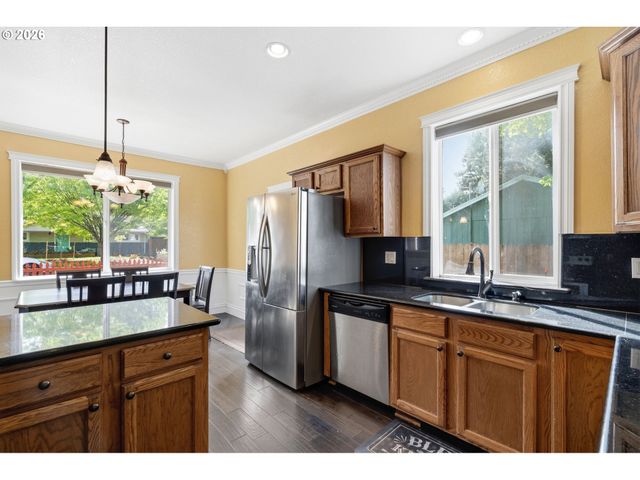 17065 Se BROOKLYN St, Portland, OR 97236