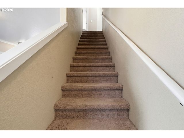 17065 Se BROOKLYN St, Portland, OR 97236