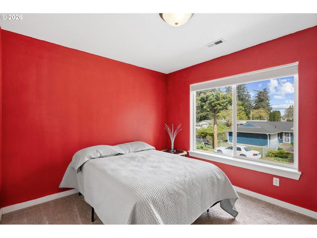 17065 Se BROOKLYN St, Portland, OR 97236