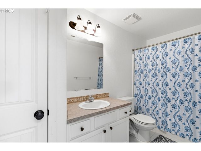 17065 Se BROOKLYN St, Portland, OR 97236