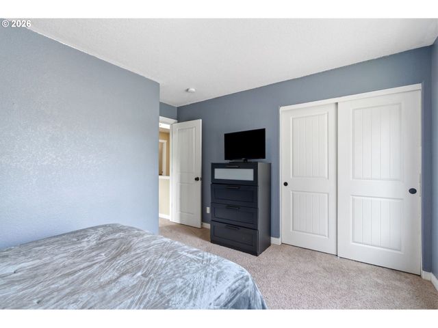 17065 Se BROOKLYN St, Portland, OR 97236