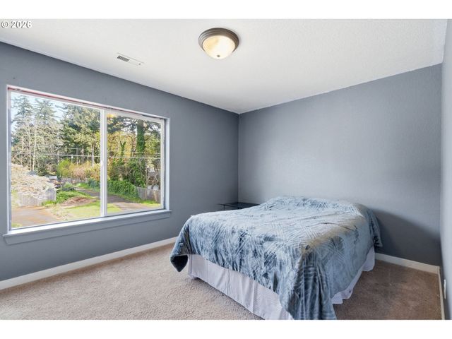 17065 Se BROOKLYN St, Portland, OR 97236