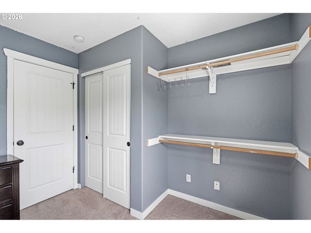 17065 Se BROOKLYN St, Portland, OR 97236