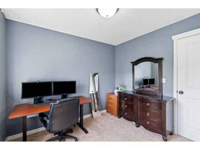 17065 Se BROOKLYN St, Portland, OR 97236