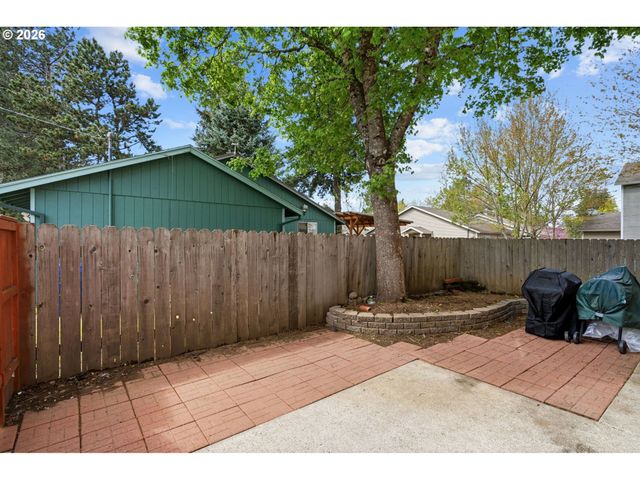 17065 Se BROOKLYN St, Portland, OR 97236