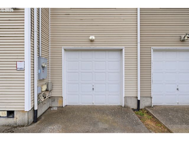 17065 Se BROOKLYN St, Portland, OR 97236