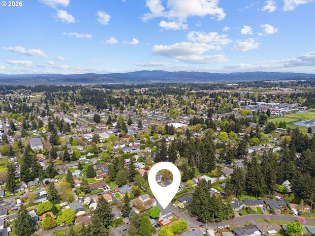 17065 Se BROOKLYN St, Portland, OR 97236