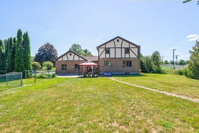 199 Main St, Shrewsbury, MA 01545