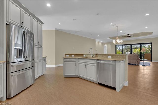 4844 Esplanade ST, Bonita Springs, FL 34134
