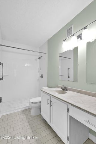337 El Conquistador Pl, Louisville, KY 40220