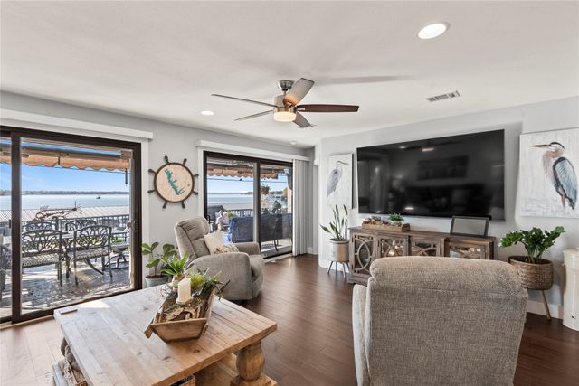 849 S Gun Barrel Lane D6, Gun Barrel City, TX 75156