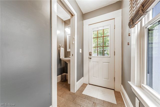 1306 Marlowe Avenue, Lakewood, OH 44107