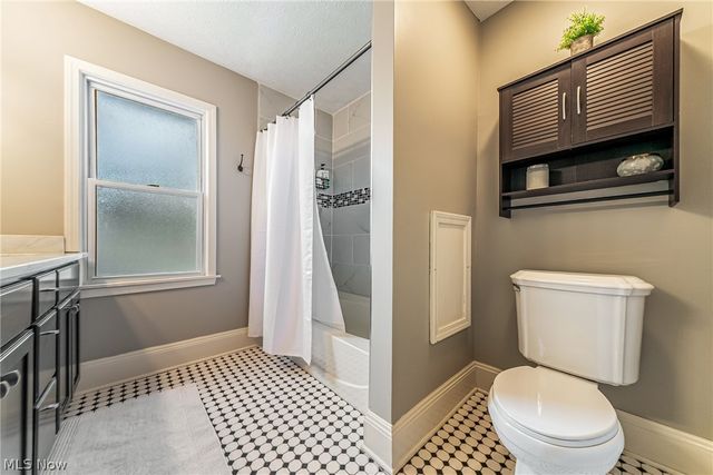 1306 Marlowe Avenue, Lakewood, OH 44107