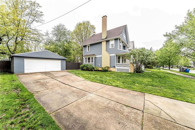 1306 Marlowe Avenue, Lakewood, OH 44107