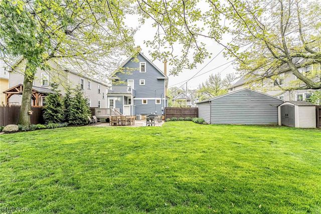 1306 Marlowe Avenue, Lakewood, OH 44107