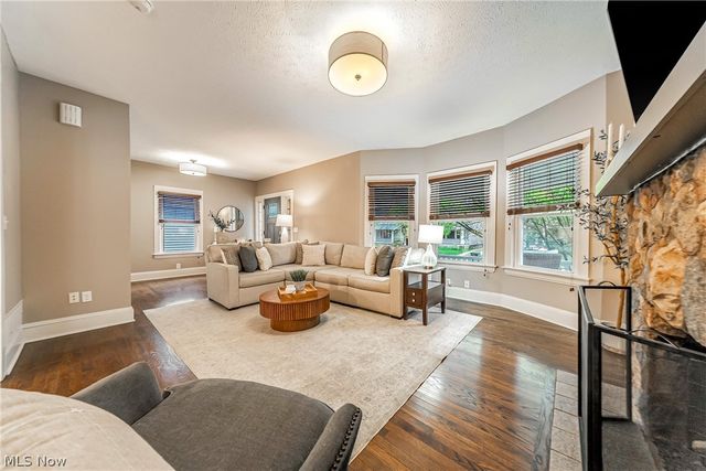 1306 Marlowe Avenue, Lakewood, OH 44107