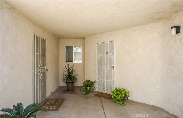 7001 Church 15, Highland, CA 92346