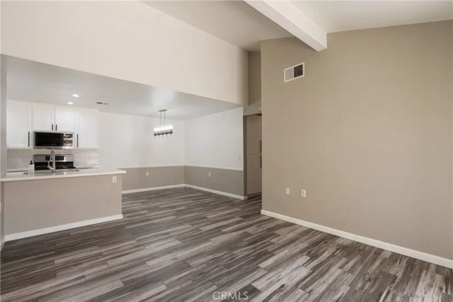 7001 Church 15, Highland, CA 92346