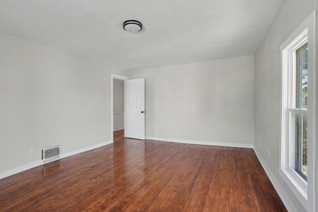 143 Delaware Avenue, Muskegon City, MI 49442