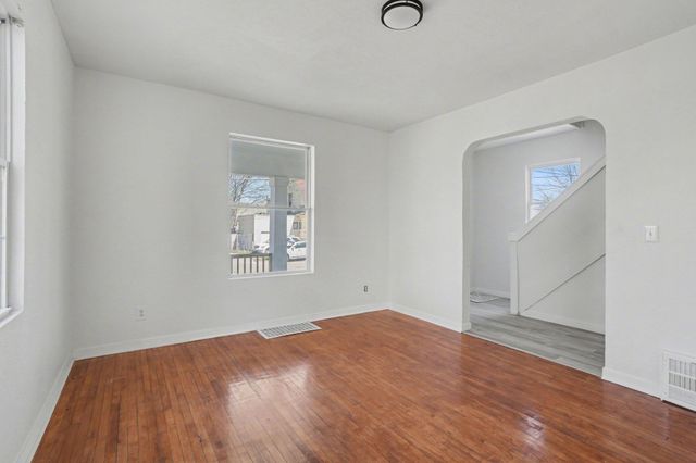 143 Delaware Avenue, Muskegon City, MI 49442