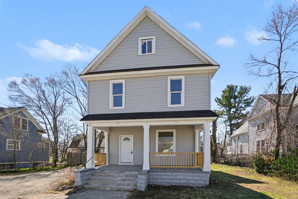 143 Delaware Avenue, Muskegon City, MI 49442