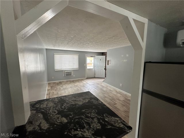 29902 Euclid Avenue B7, Wickliffe, OH 44092