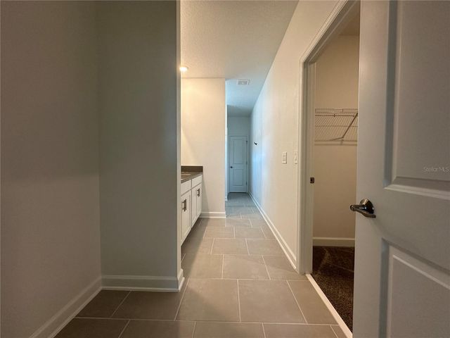 3052 PARK VALE ROAD, St Cloud, FL 34771