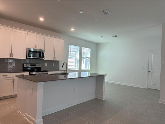 3052 PARK VALE ROAD, St Cloud, FL 34771