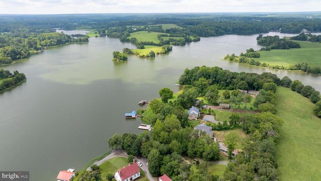 5727 PRIVATE RD, Mineral, VA 23117