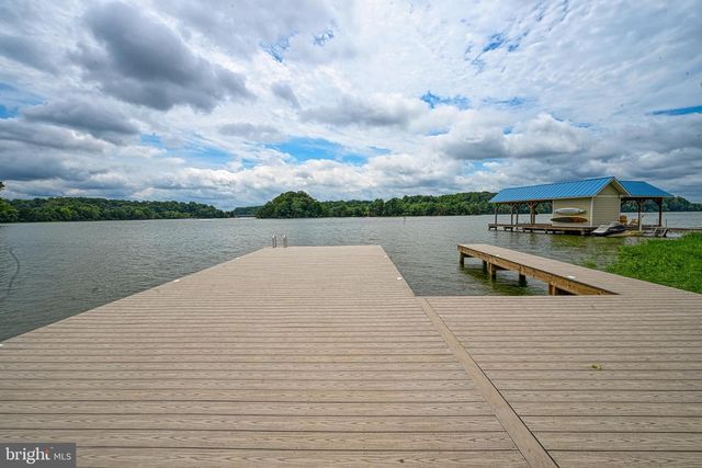 5727 PRIVATE RD, Mineral, VA 23117