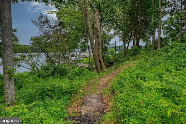 5727 PRIVATE RD, Mineral, VA 23117