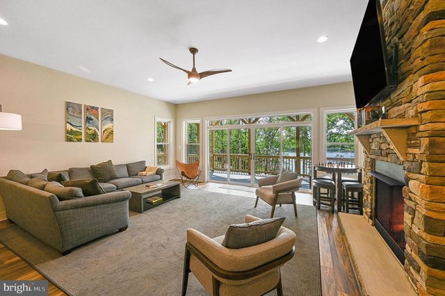 5727 PRIVATE RD, Mineral, VA 23117